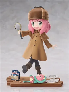 Spy x Family PVC Statue 1/7 Anya Forger: Detective Ver. 17 cm